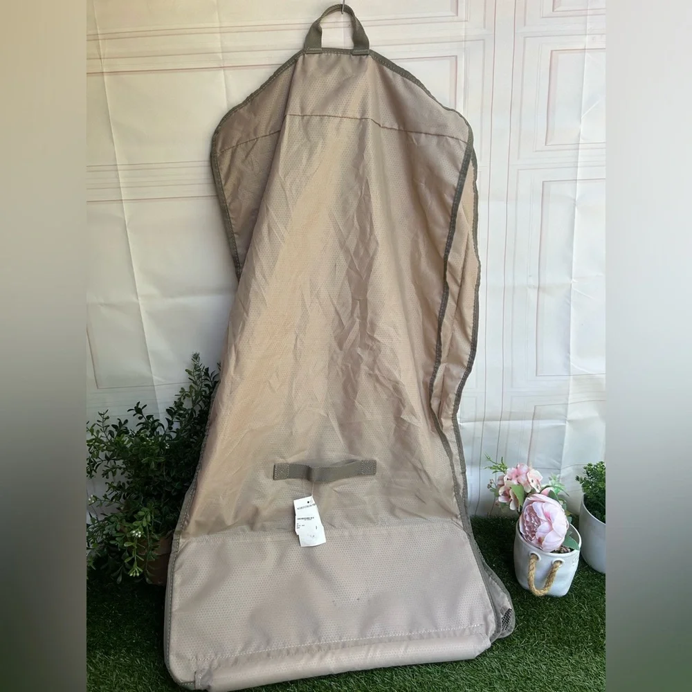 Khaki Garment Bag with Zipper 39” x 20” New